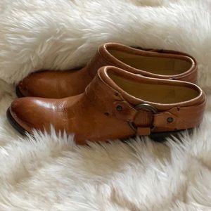 Frye ankle booties, leather